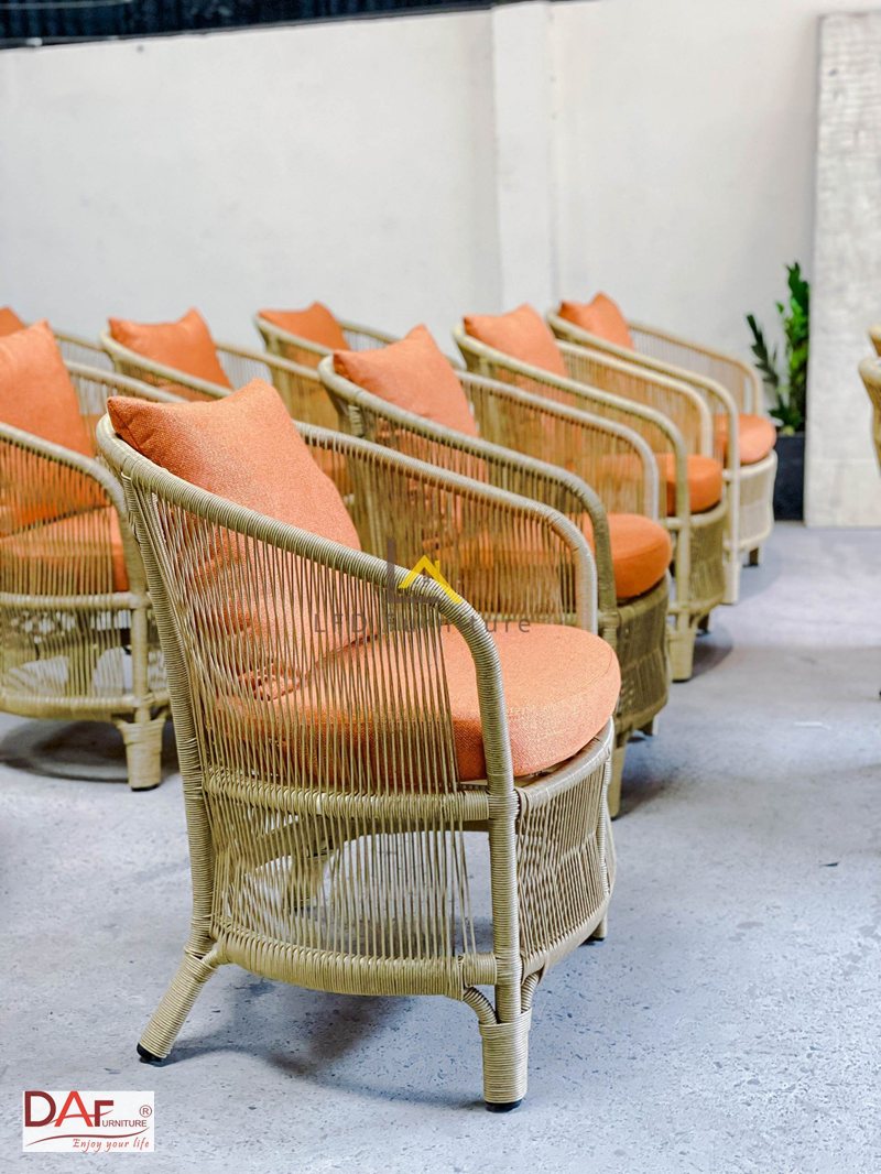 Sofa cafe ngoài trời - Sofa cafe ngoài trời khác đồ trong nhà ở đâu Sofa cafe ngoài trời - Sofa cafe ngoài trời khác đồ trong nhà ở đâu