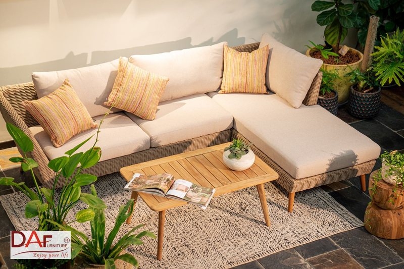 Sofa cafe ngoài trời - Vật liệu phù hợp và vật liệu nên tránh Sofa cafe ngoài trời - Vật liệu phù hợp và vật liệu nên tránh